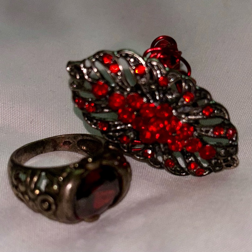 Red Rings Two Costume Jewelry - Picture 2 of 10
